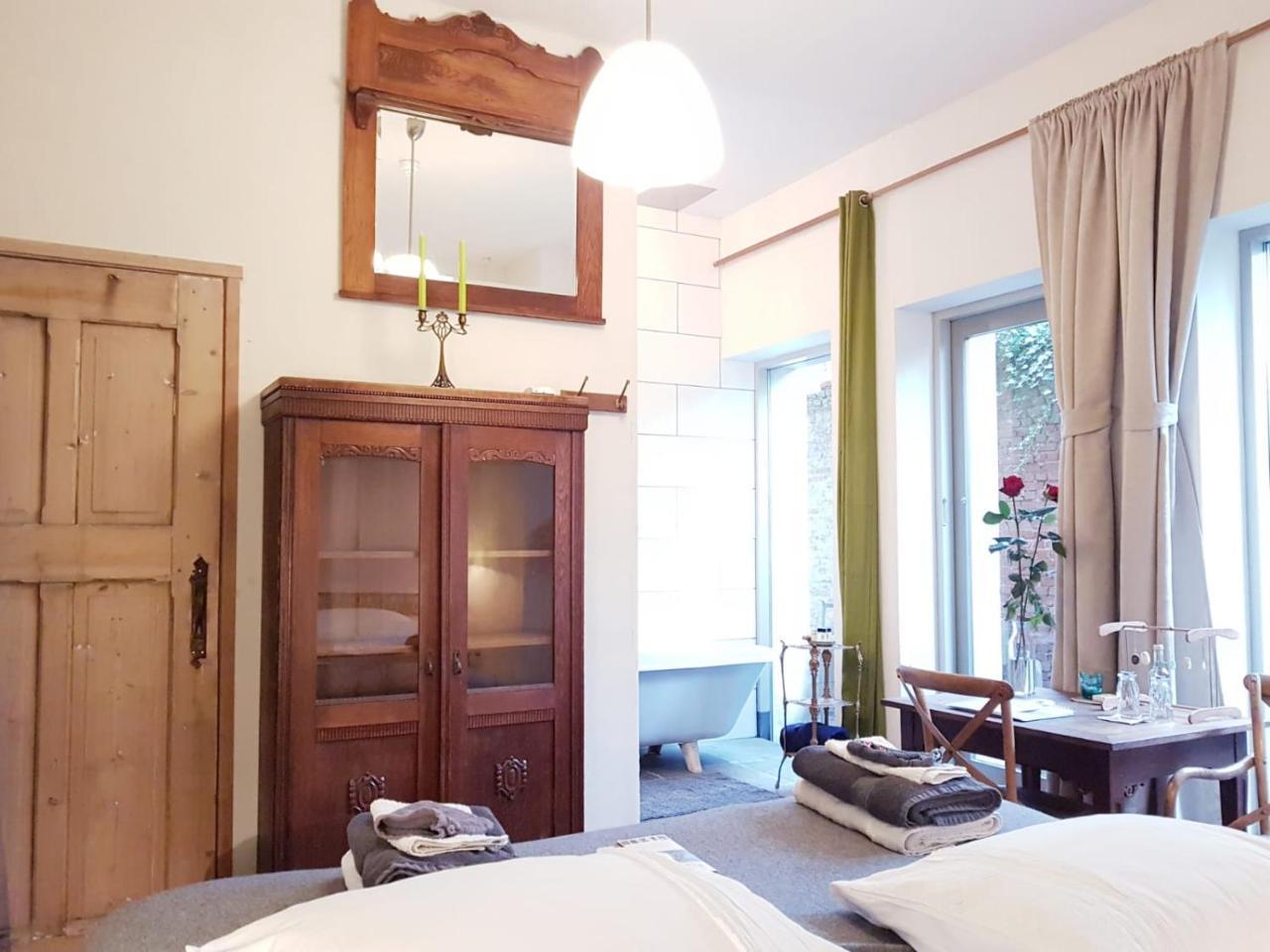Sintanna B&B Petithotel Yerseke Exterior photo